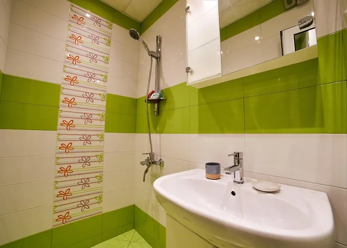 Luxury Cozy Modern Apartment *